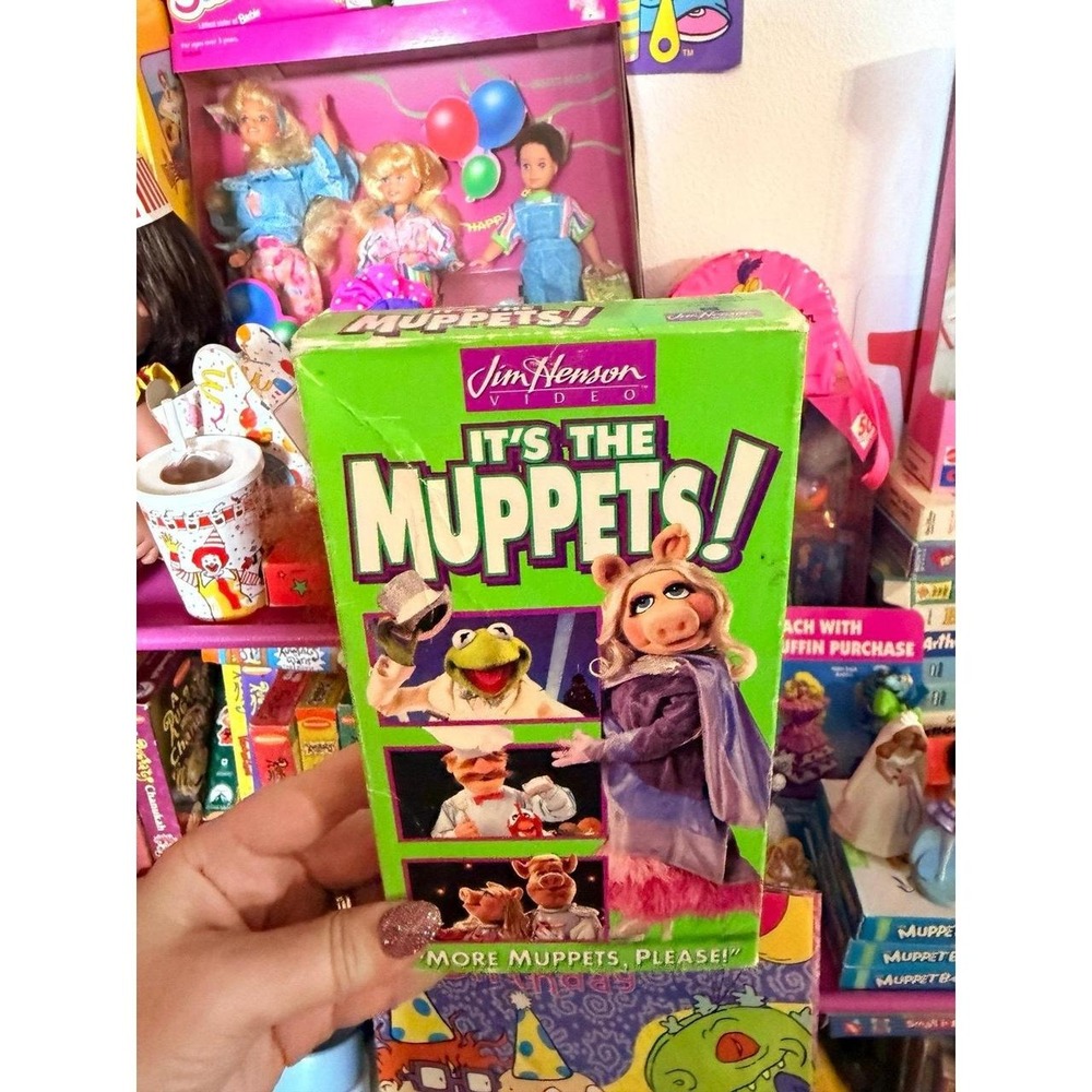 It's the muppets vhs